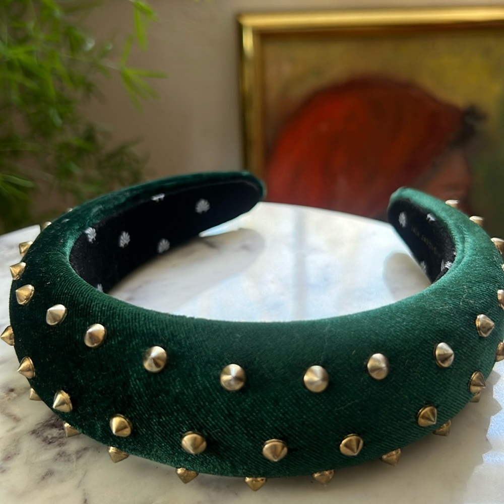 Lele Sadoughi
Green Velvet Headband